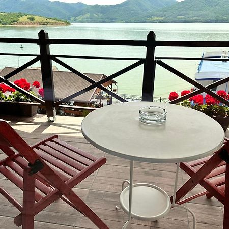 Mustaciosul Dunarii Hotel Ieşelniţa Buitenkant foto
