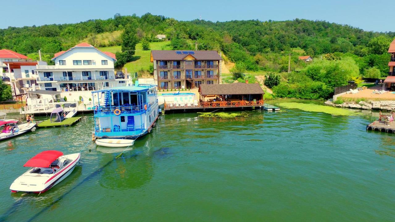 Mustaciosul Dunarii Hotel Ieşelniţa Buitenkant foto
