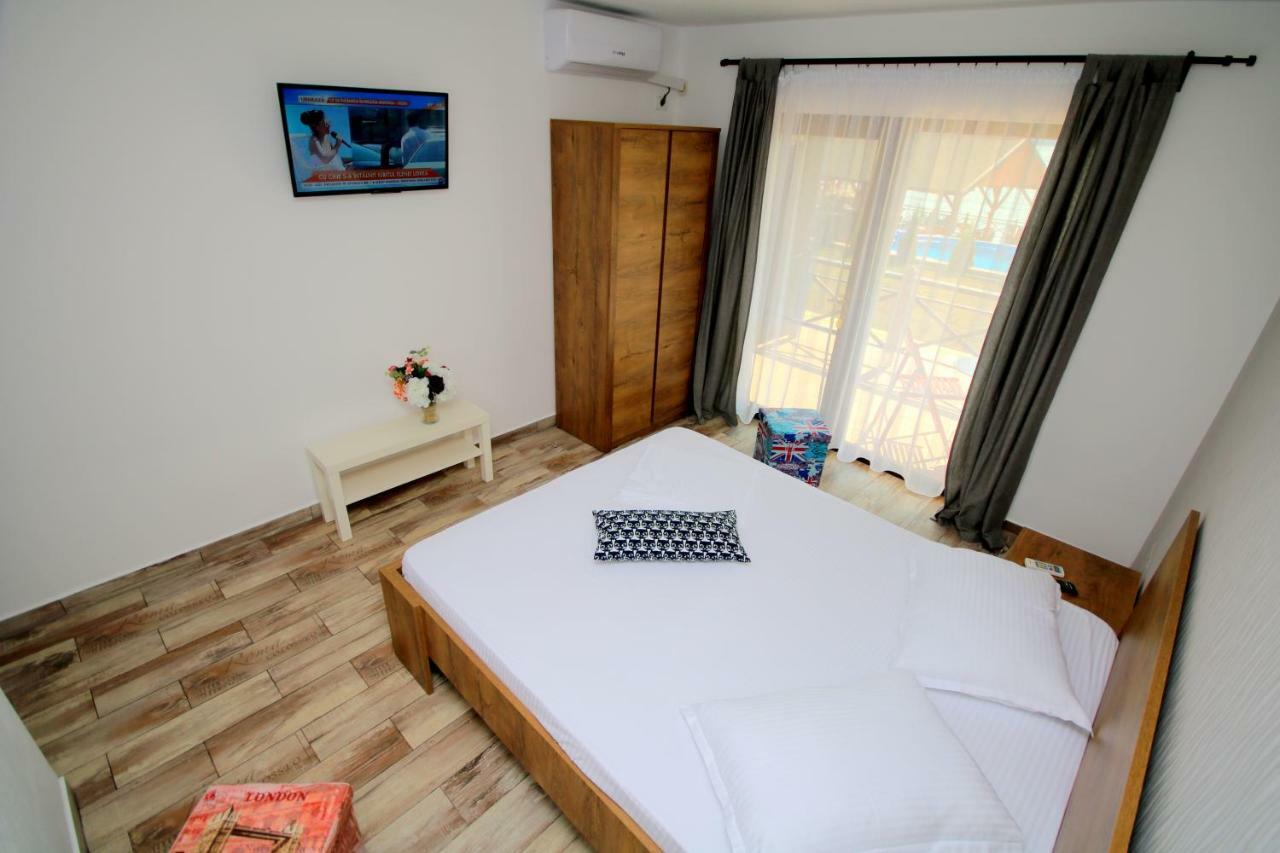 Mustaciosul Dunarii Hotel Ieşelniţa Buitenkant foto